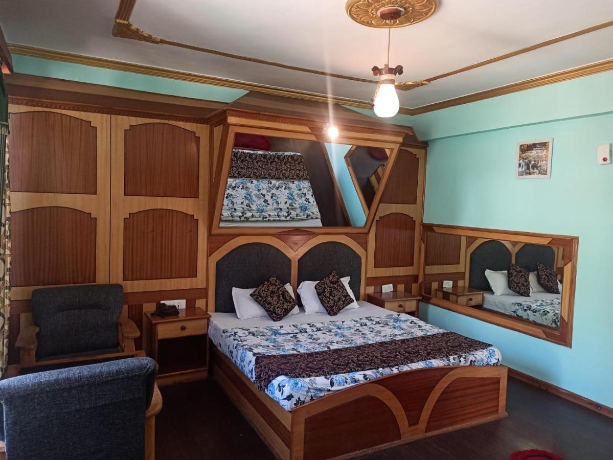 Hotel Prini Inn Manāli Exterior foto