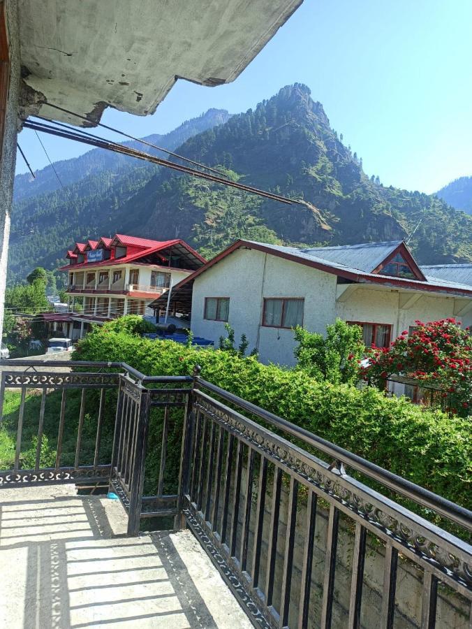 Hotel Prini Inn Manāli Exterior foto